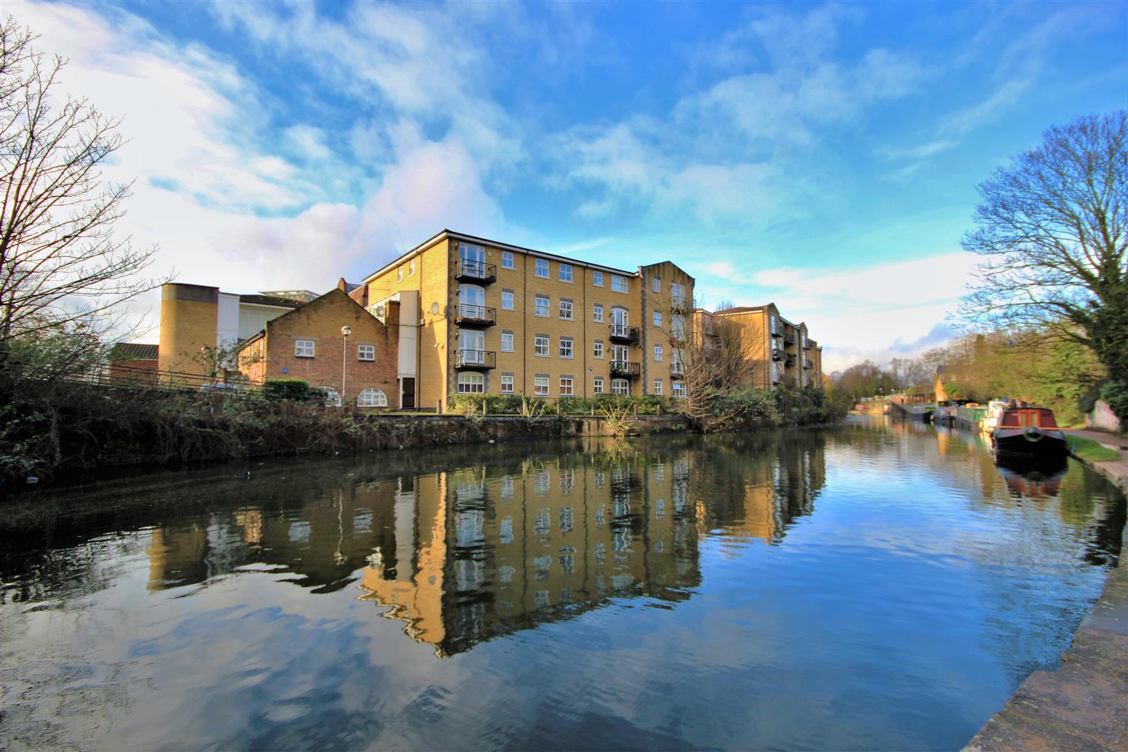 Twig Folly Close, Bethnal Green, E2